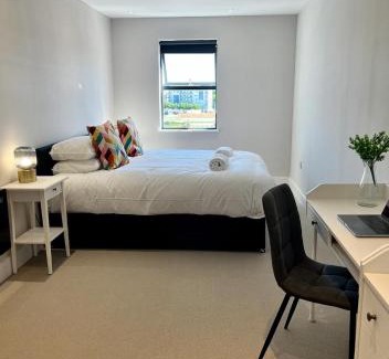 Margate Apartment | Margate Seaside Penthouse With Sea views Sleeps 6