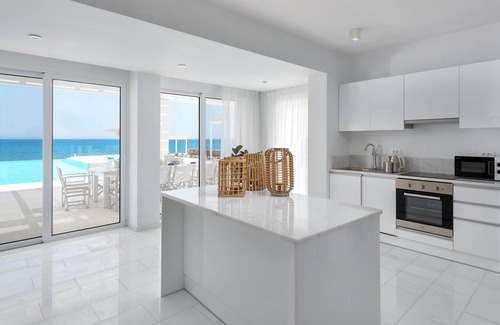Kolymbia Villa | Maria & Nada Beachfront Villas