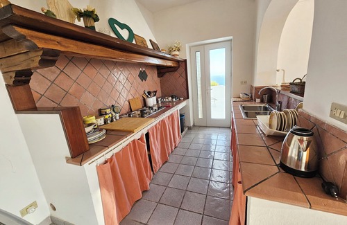 Le Forna Apartment | Maridea Ponza, La Sirenetta.Detached villa with fantastic sea view