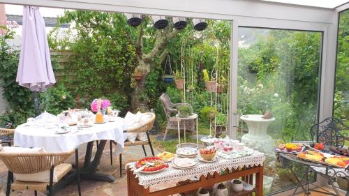 Muzillac Bed & Breakfast | Marie la Fée Endormie, 'breizh brunch' & balnéo