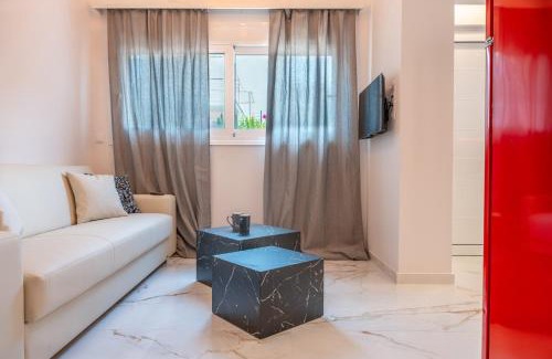 Kalamata Apartment | Marilouiz