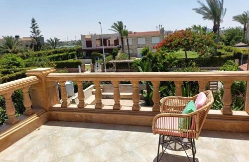 Marina El Alamein Apartment | Marina 7, 2nd row villa, sea and lake