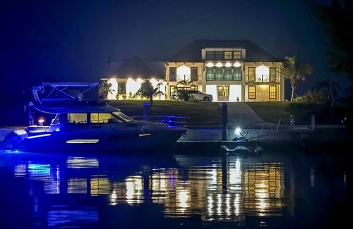 Rokers Point Villa | Marina Beach Villa, Private 70’ dock restaurants within golf cart distance