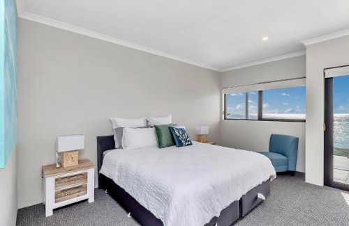 Mandurah Apartment | Marina-ocean Front Escape With Breathtaking Views
