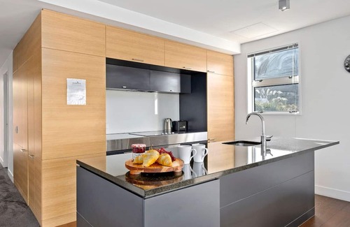 Frankton Apartment | Marina Quarters 406B | Waterfront views