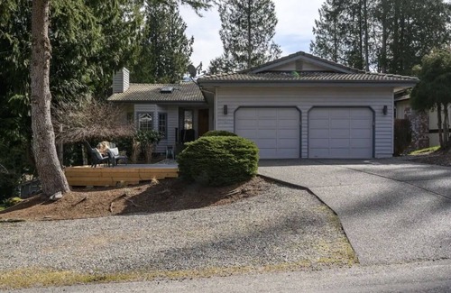 Sudden Valley House | Marina view lake house. Beach & Golf! Dog friendly