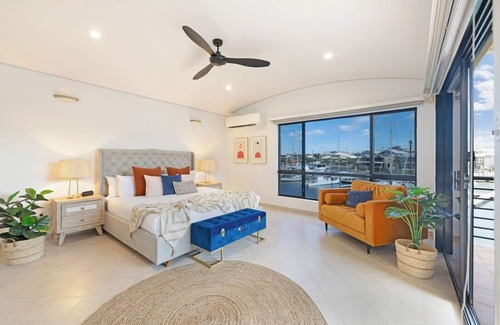 Stuart Park House | Marina View Waterfront Stunner with Plunge Pool