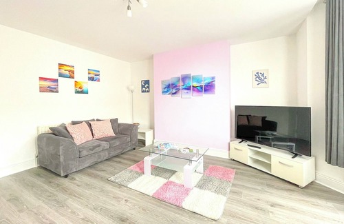Whitley Bay Cottage | Marine Apartment By The Sea