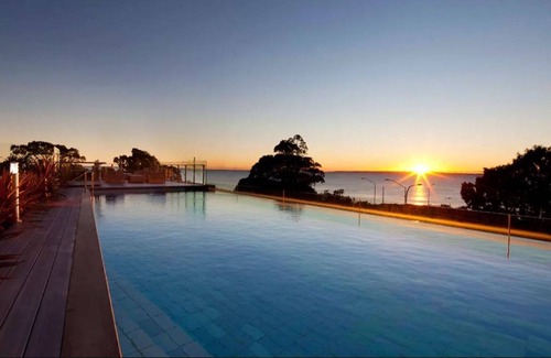 Redcliffe Apartment | Marine Marvel 99 - Waterfront overlooking Moreton Bay