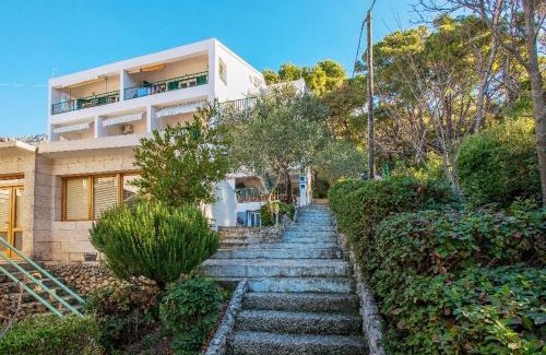 Brela Apartment | Marios