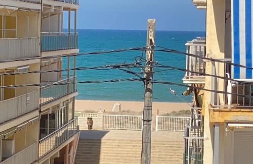 Xeraco Beach Apartment | Maripatri esc.1 3º Solo Familias
