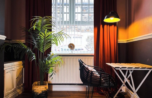 Abertillery House | Mariposa House - Retreat in South Wales