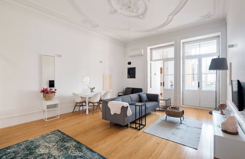Centro / Baixa Apartment | Markes · 🪴 Lovely 1BR Home w/Sunny Backyard