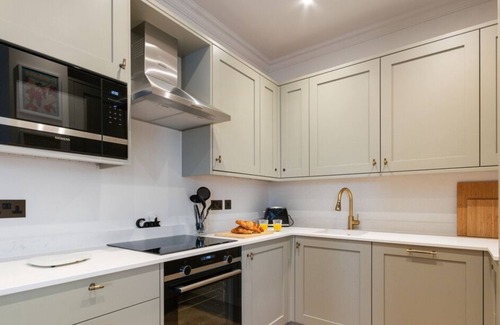 Marlow Apartment | Marlow - 2 Bed Flat In Gated Development
