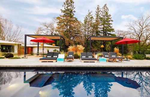Sonoma Villa | Marquee By AvantStay | Modern Stylish Estate w/Pool & Entertainers Courtyard