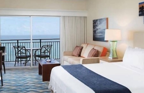 Bermuda Riviera Resort | Marriott's BeachPlace Towers, Beach, Pool, Hot Tub