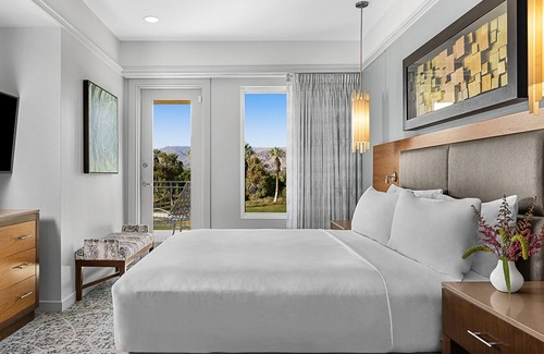 Palm Desert Resort | Marriott's Desert Springs Villas- Spacious Studio at this beautiful resort!
