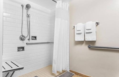 Williamsburg Resort | Marriott's Grande Vista ResortnShort drive to Disney World and Universal Studios