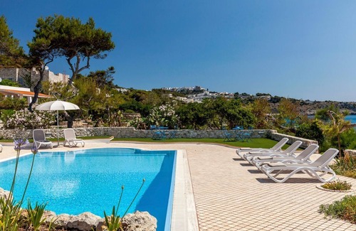 Castro Marina Villa | Marsa Cortina - Five Bedroom Villa, Sleeps 10
