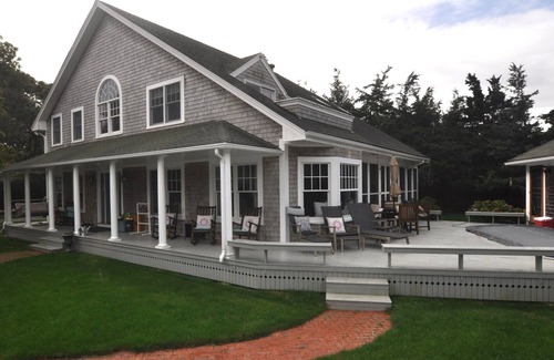 East Chop House | Martha's Vineyard - Oak Bluffs price cut Discount through Labor Day