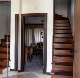 Razlog House | Martini villa Lake