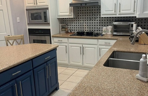 Frisco House | Marvelous 4-bedroom house in Frisco with pool, sleeps 15