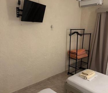 Panormos Apartment | Mary Popi