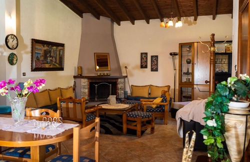 Kalambaka House | Mary's country house near Meteora