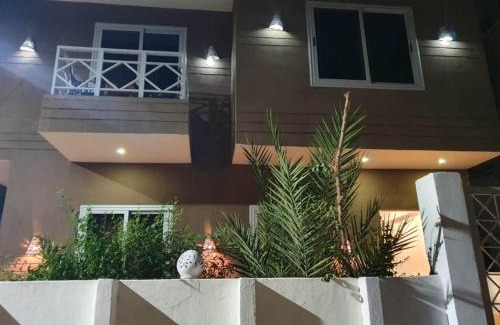 Luxor Apartment | Maryland Guest House
