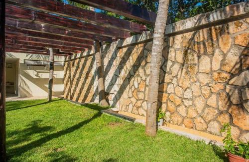 Isla Mujeres Apartment | Marysol private beach D12 next to nomads