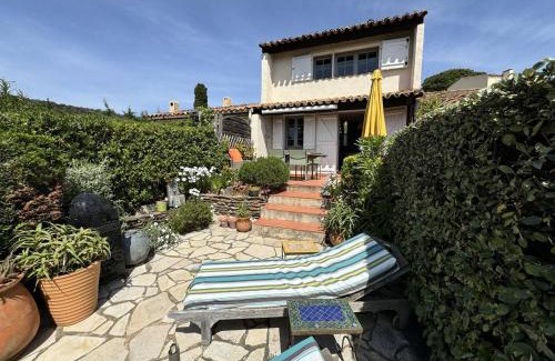 La Croix-Valmer House | Mas 2 chambres avec vue mer, piscine, Wi-Fi - FR-1-726-10