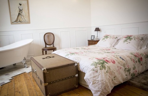 Vallabregues Other | Mas de l'Ilon heated swimming pool spa shutter sauna 9 air-conditioned bedrooms 9 bathrooms wc