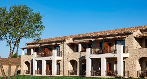 Gordes Hotel | Mas De La Senancole & Spa