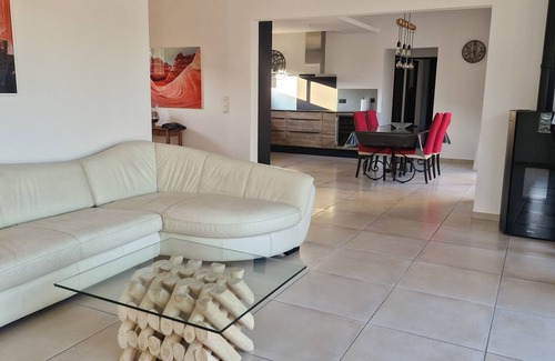 Serviers-et-Labaume Villa | MASADRIM" luxury villa with private Jacuzzi near Uzès