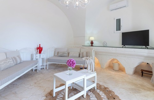 Cozzana Villa | Masseria Profilo 8, Emma Villas