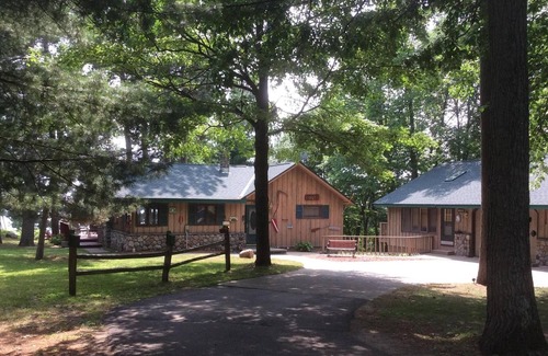 Crosslake Cabin | Massive Swimming Beach w Volleyball! Cabin, Huge Game Room. Book Early for 2025!