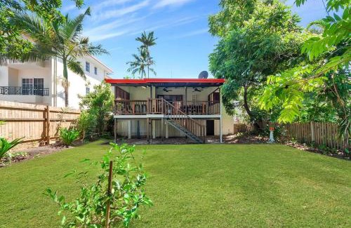 Cairns North House | Masterfully Restored Queenslander Near Esplanade