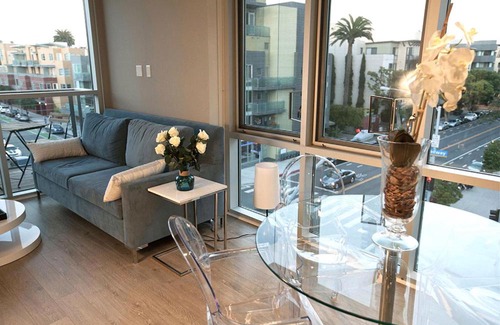 Downtown Apartment | Masterpiece 2-Bedroom with Balcony, Pool, and Spa