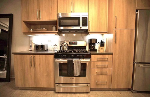 Downtown Apartment | Masterpiece 2-Bedroom with Balcony, Pool, and Spa