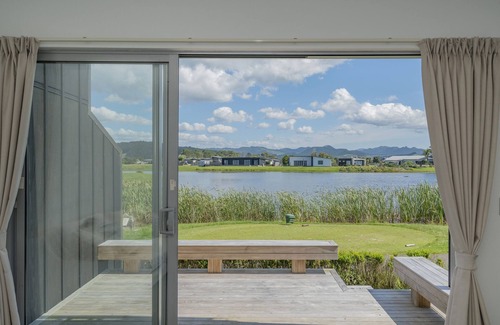 Matarangi House | Matarangi Villas - Matarangi Holiday Home
