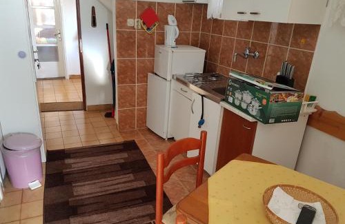 Mali Maj Apartment | Materada 22