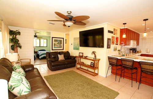 Kaanapali Cottage | Maui Mango Cottage Stellar Lanai Private Hidden Gem Family Friendly 3bd