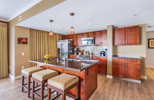 Honokowai Condo | Maui Resort Rentals: Honua Kai Konea 613 - Upgraded 6th Floor Ocean View 2BR w/ Deluxe Corner Floor Plan