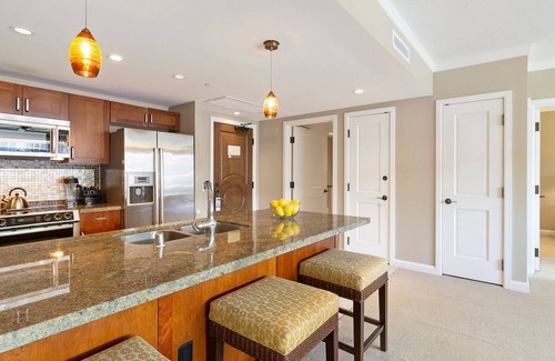 Honokowai Condo | Maui Resort Rentals: Honua Kai Konea 545 - Spacious 5th Floor 2BR w/ Fantastic Ocean Views