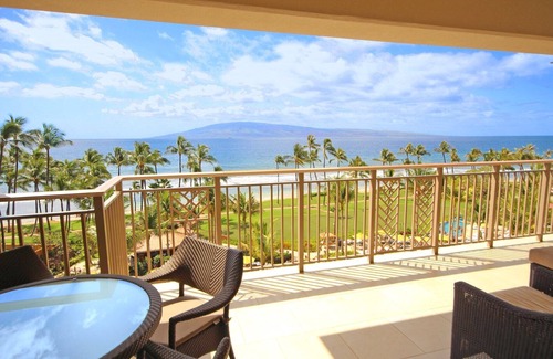 Kaanapali Villa | Maui Resort Rentals: Hyatt Residence Club – 2BR Oceanfront Middle Floor VIlla