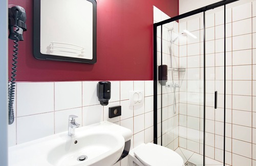 Erzsebetvaros Hotel | Maverick Athenaeum