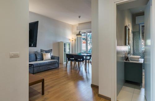 Dergano Apartment | Max's House