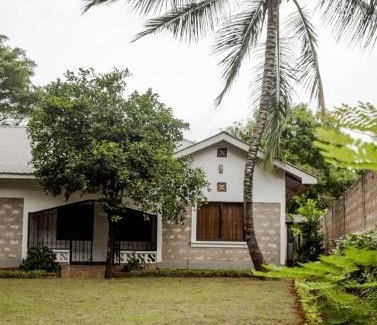Kilifi Apartment | May Townhouse