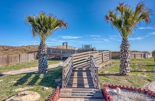 Port Aransas Condo | Mayan Princess 101