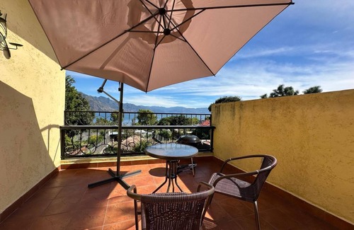 San Pedro La Laguna House | Mayazul-2-Bedroom House- In San Pedro La Laguna– Your Perfect Lakeside Getaway!